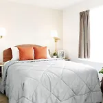 Intown Suites Extended Stay Louisville Ky - Preston Hwy