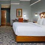 Four Points By Sheraton Louisville Airport
