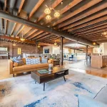 Sleep24 13Beds 8Br 6Ba Swepson Retreat King