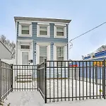 Family-Friendly Louisville Gem Prime Location!