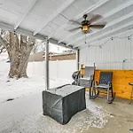 Family-Friendly Louisville Gem Prime Location!