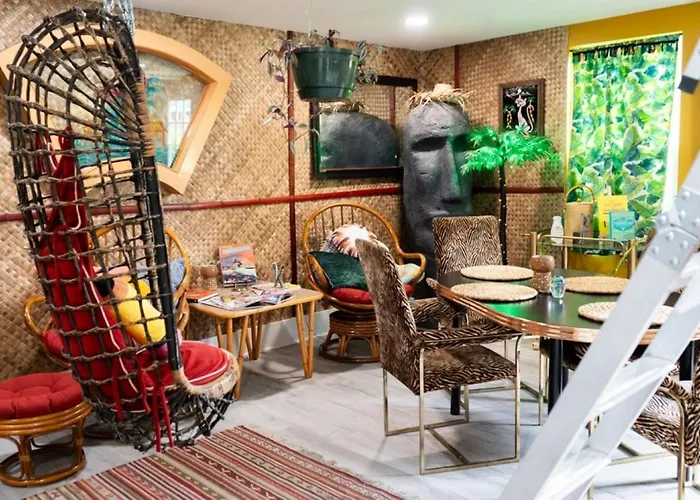 Tropical Tiki Hut