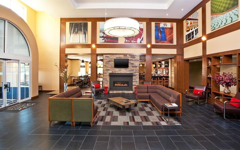 Four Points By Sheraton Airport Hotel Louisville