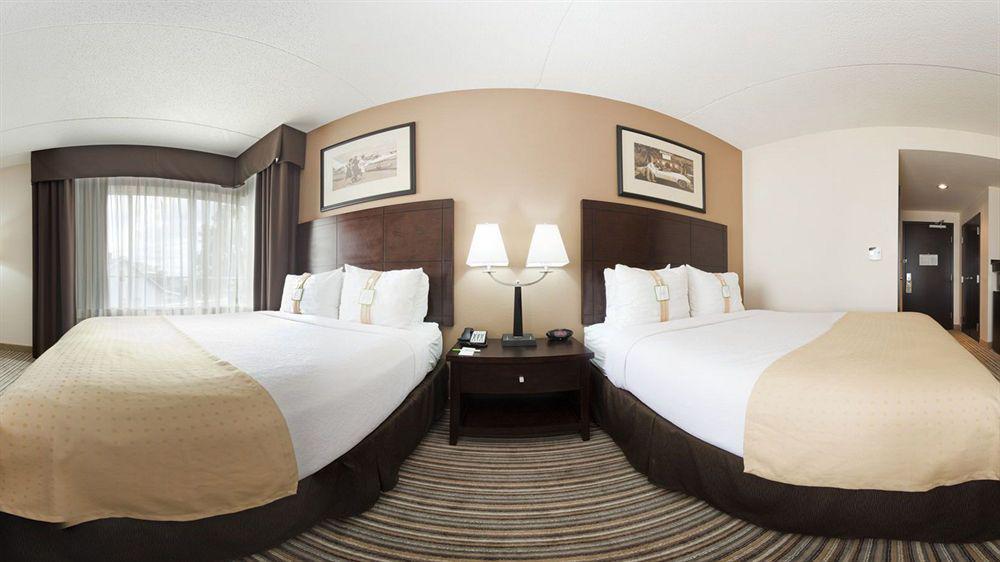 Hotel Holiday Airport - Fair/expo By Ihg