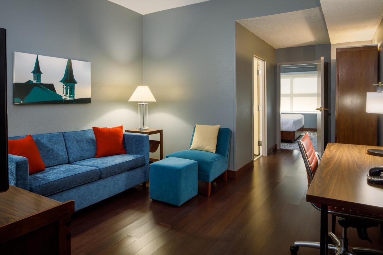 Four Points By Sheraton Airport Hotel Louisville