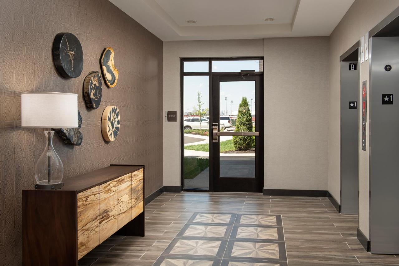Homewood By Hilton Airport Hotel Louisville