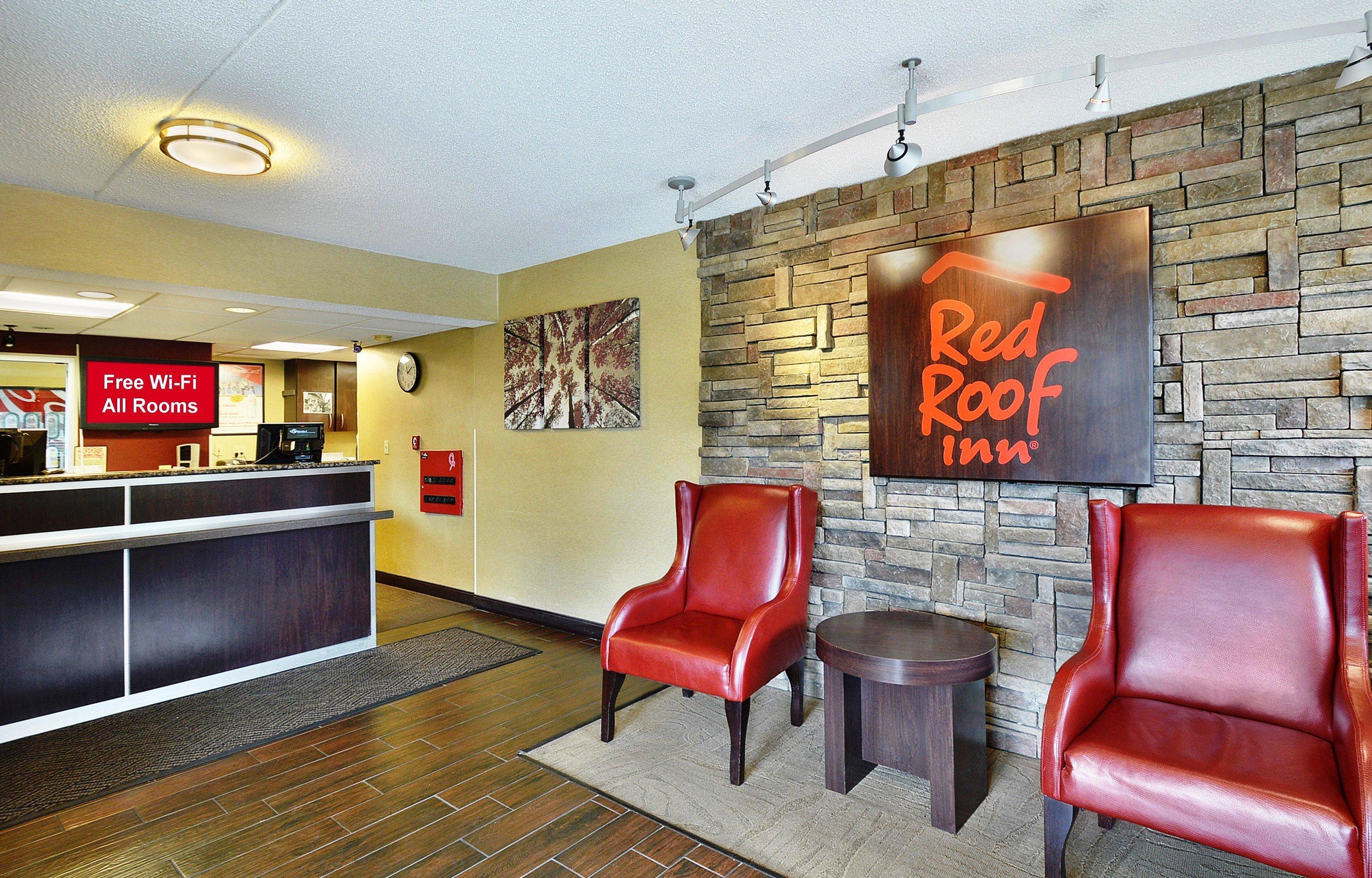 Red Roof Fair And Expo Motel