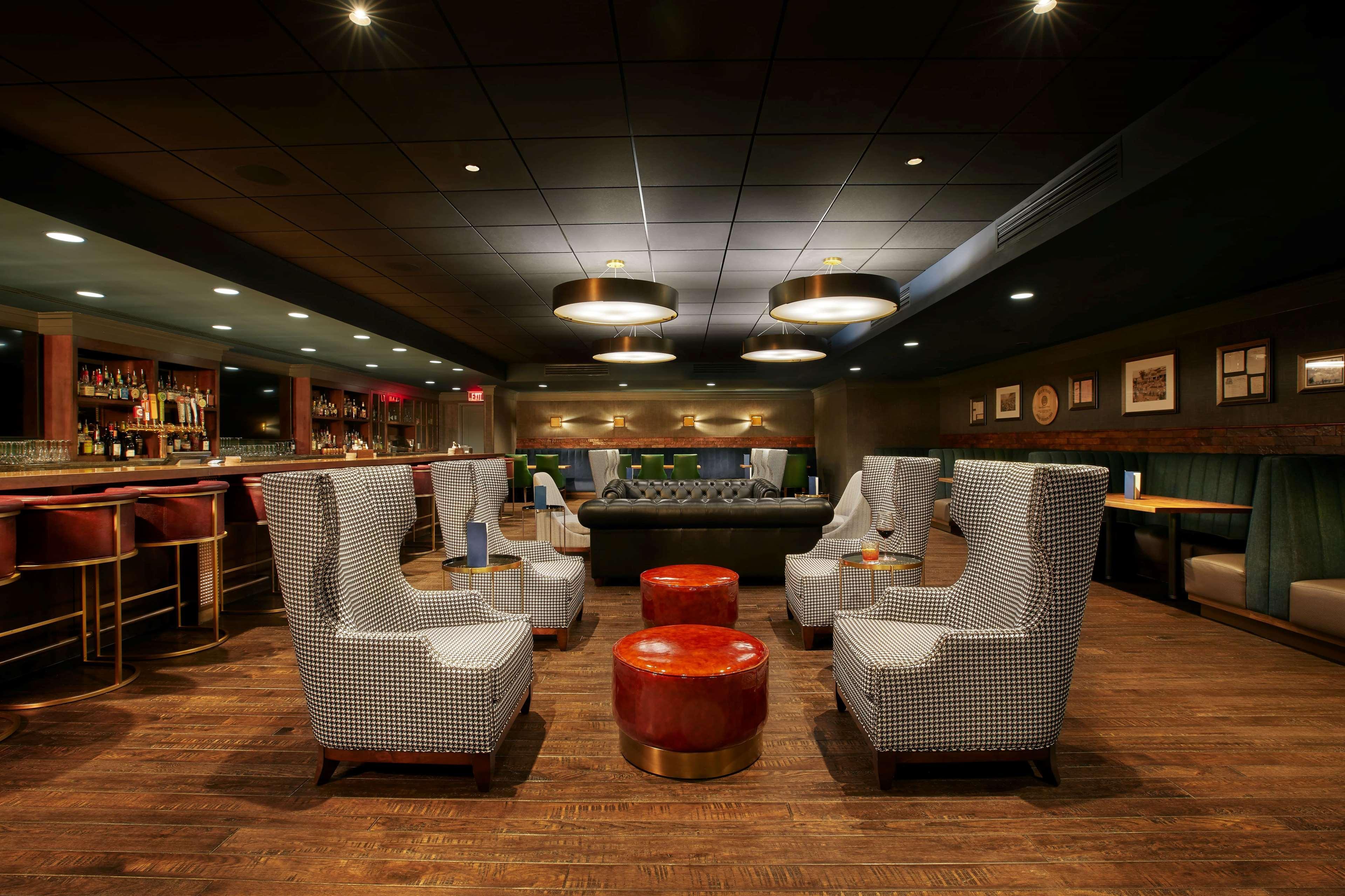 Galt House Hotel, A Trademark Collection Hotel Louisville