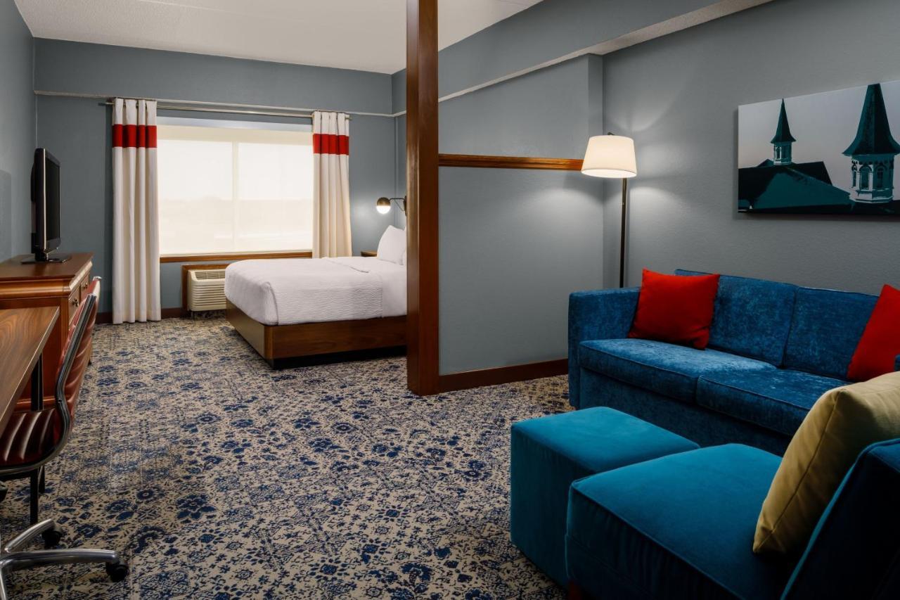 Four Points By Sheraton Airport