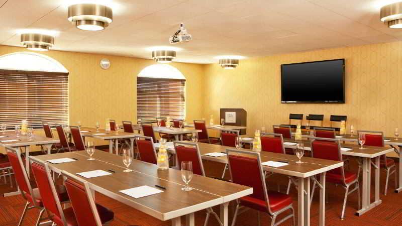 Hotel Four Points By Sheraton Airport