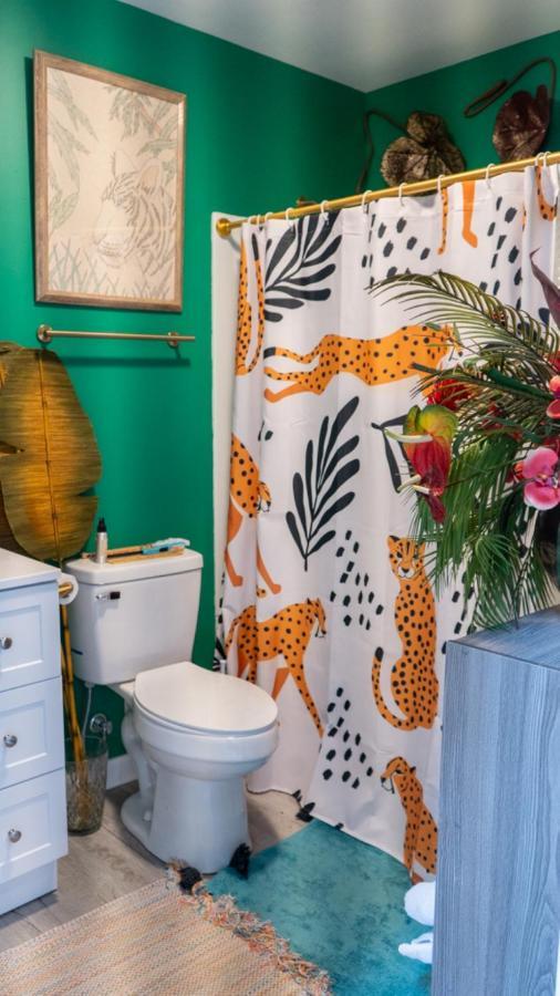 Holiday home Tropical Tiki Hut Louisville