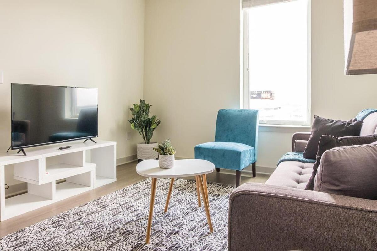 Two Stunning Nulu Cozysuites Apartment