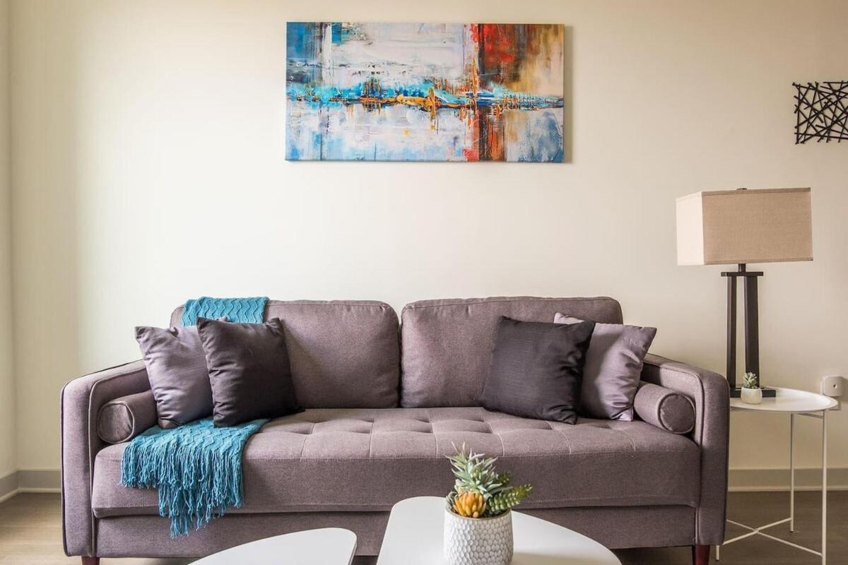 Two Stunning Nulu Cozysuites Apartment *