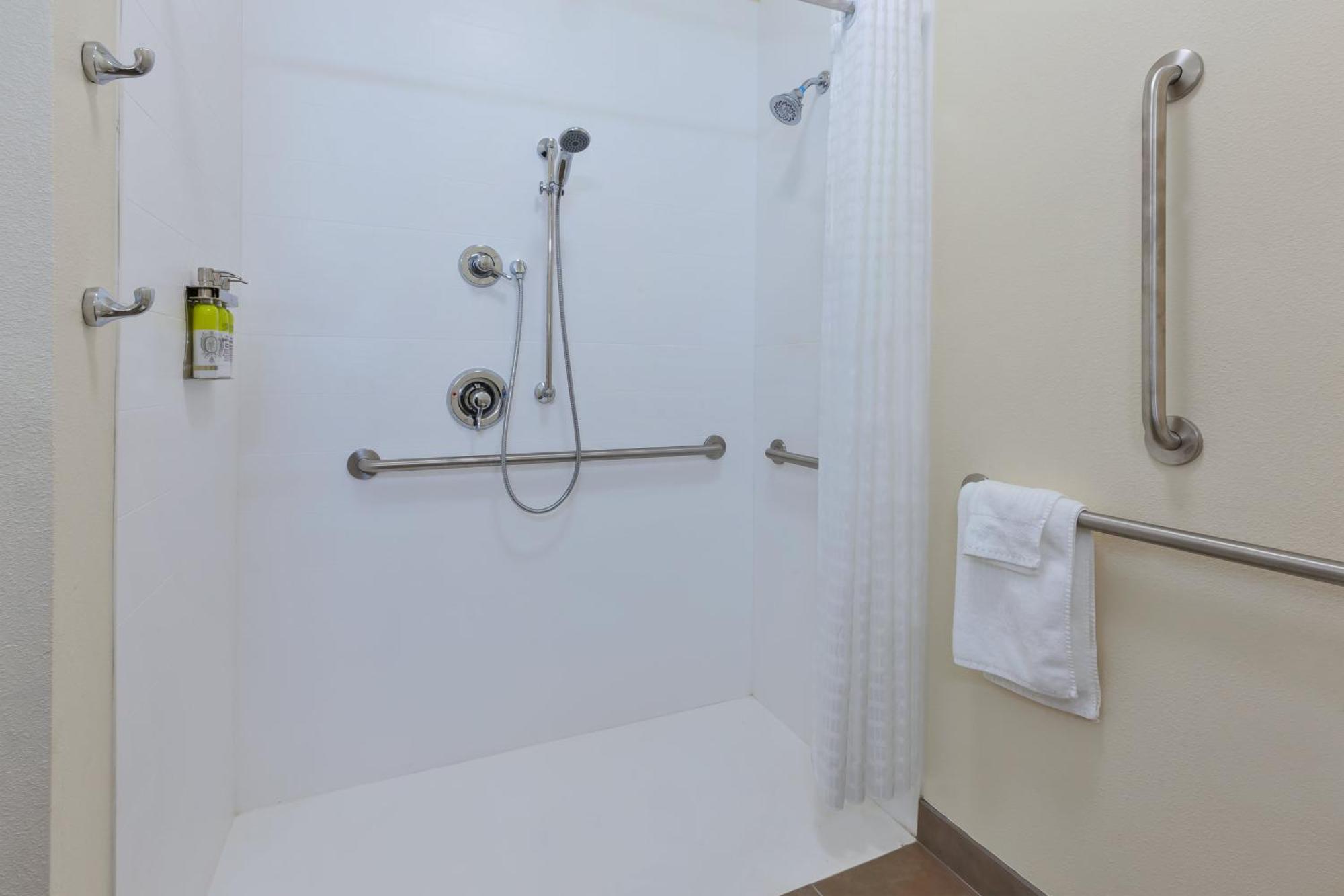 Candlewood - Ne Downtown Area By Ihg 2* Louisville