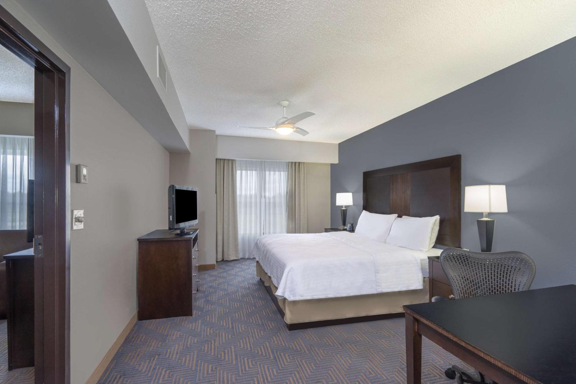 Hotel Homewood By Hilton Louisville-east