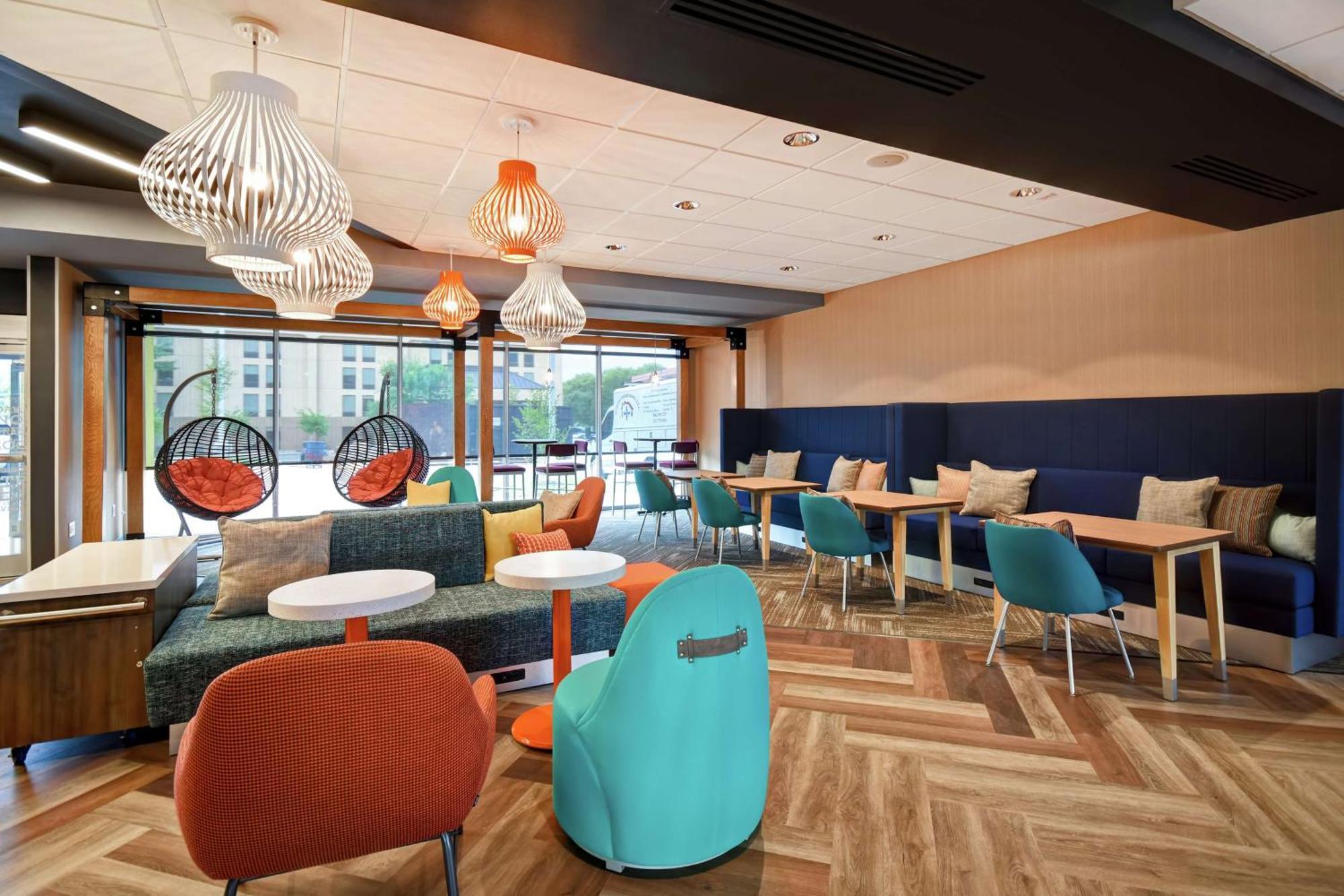 Hotel Tru By Hilton Airport