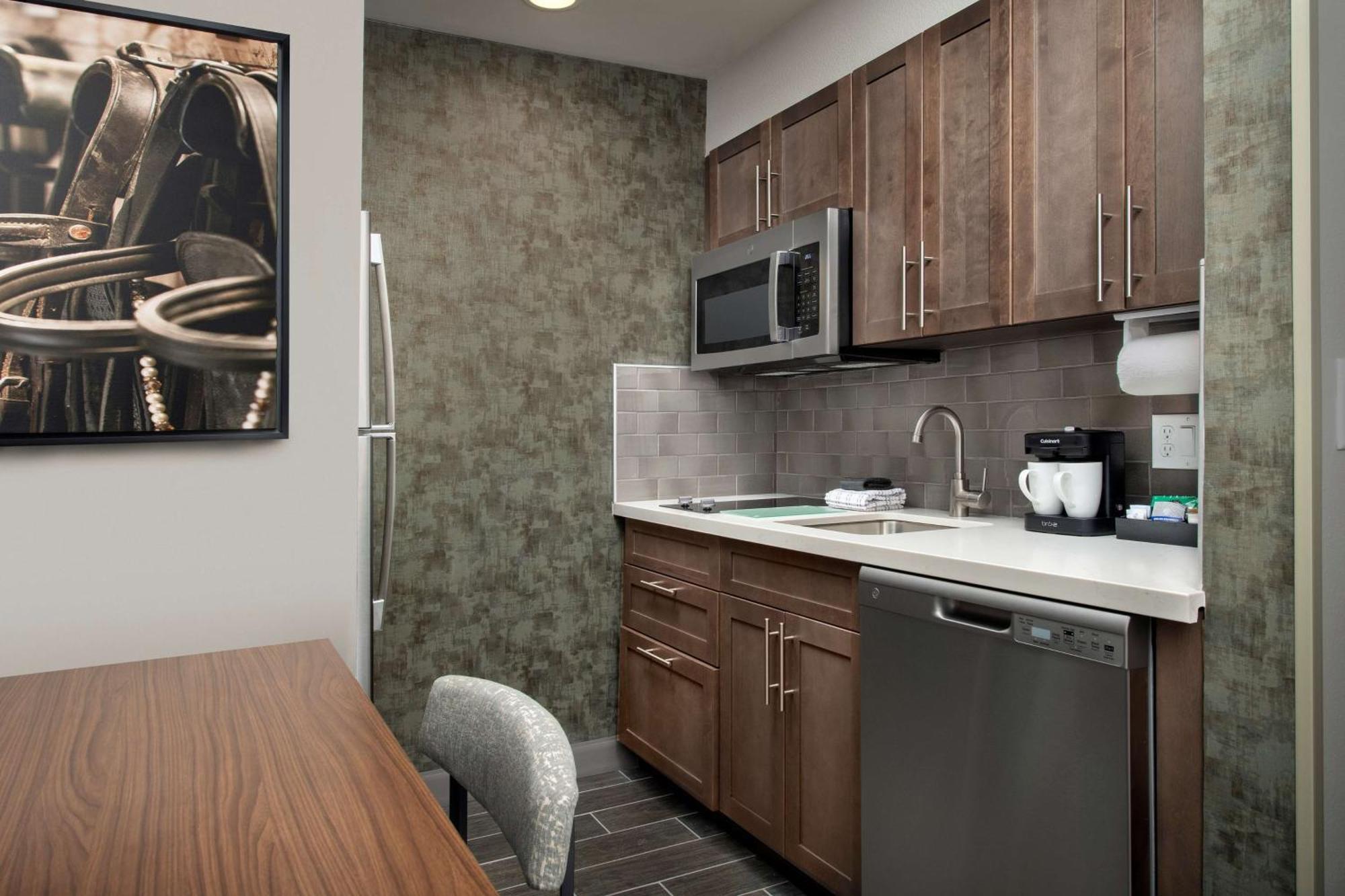 Homewood By Hilton Airport Hotel