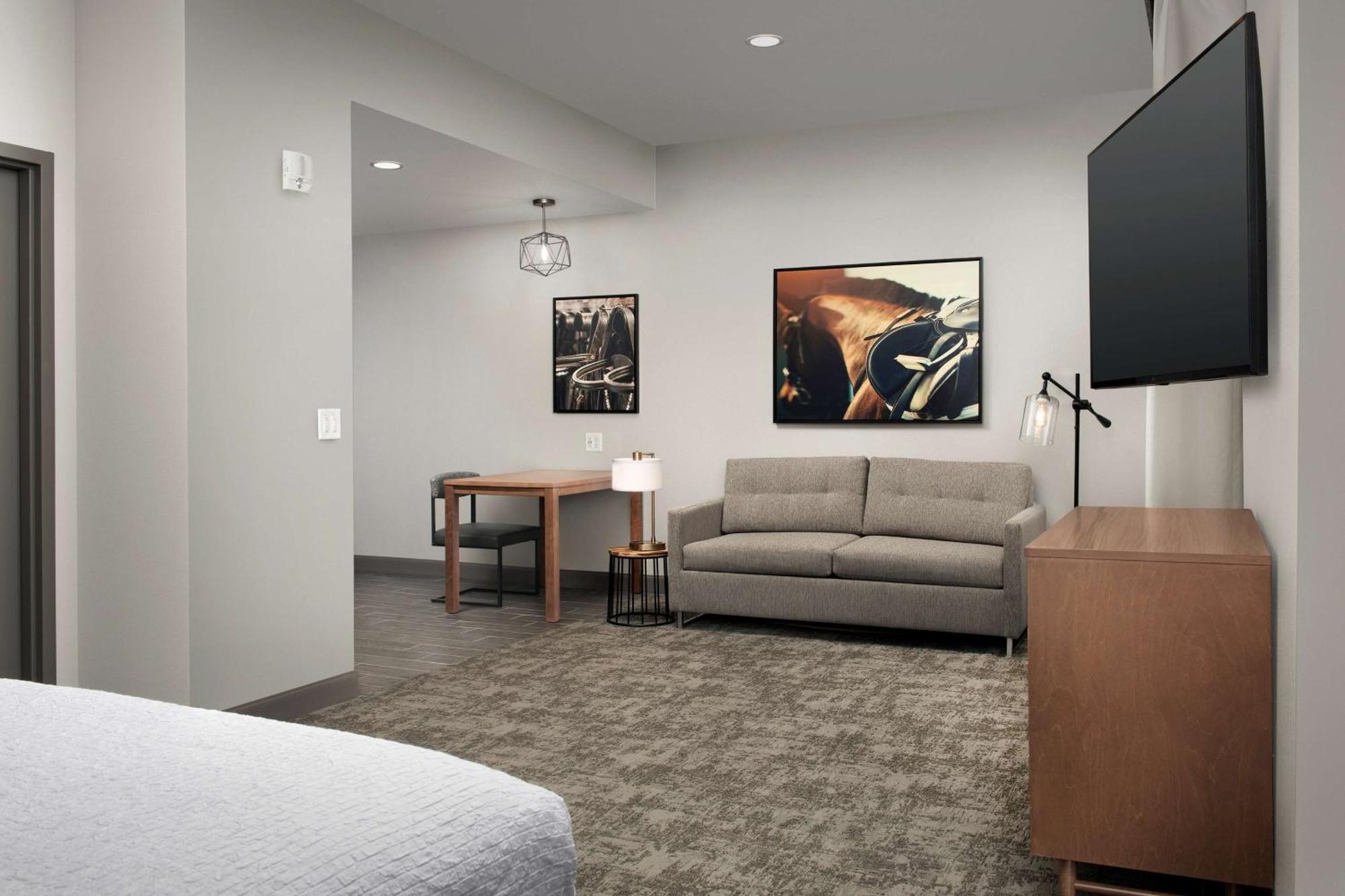 Homewood By Hilton Airport Hotel Louisville