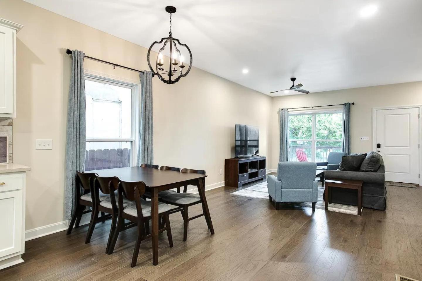 Holiday home Bourbon Trail-chefs Kitchen-fenced Yard-parking