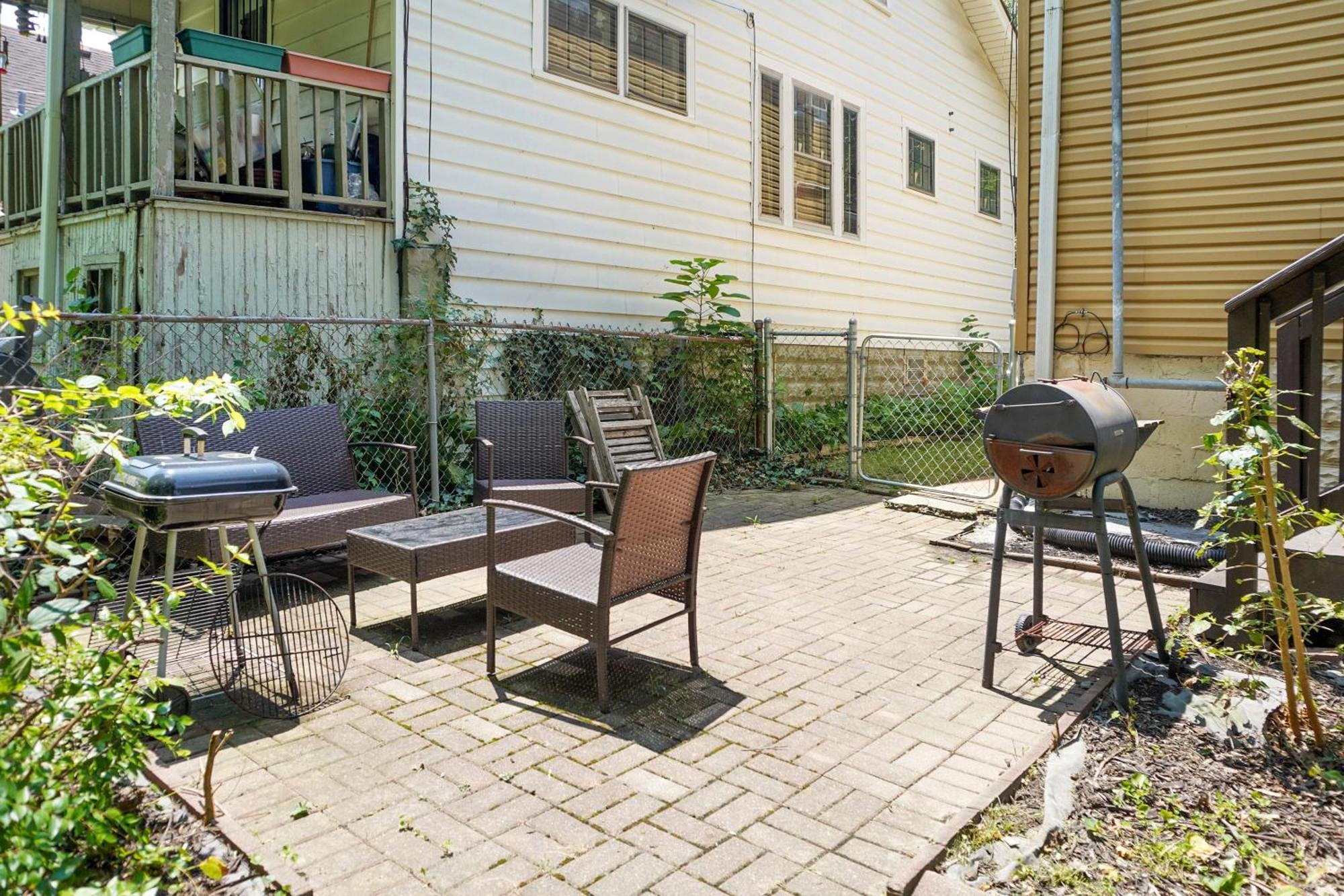 Walk To Churchill & Cardinal Stadium Near Sde Holiday home Louisville