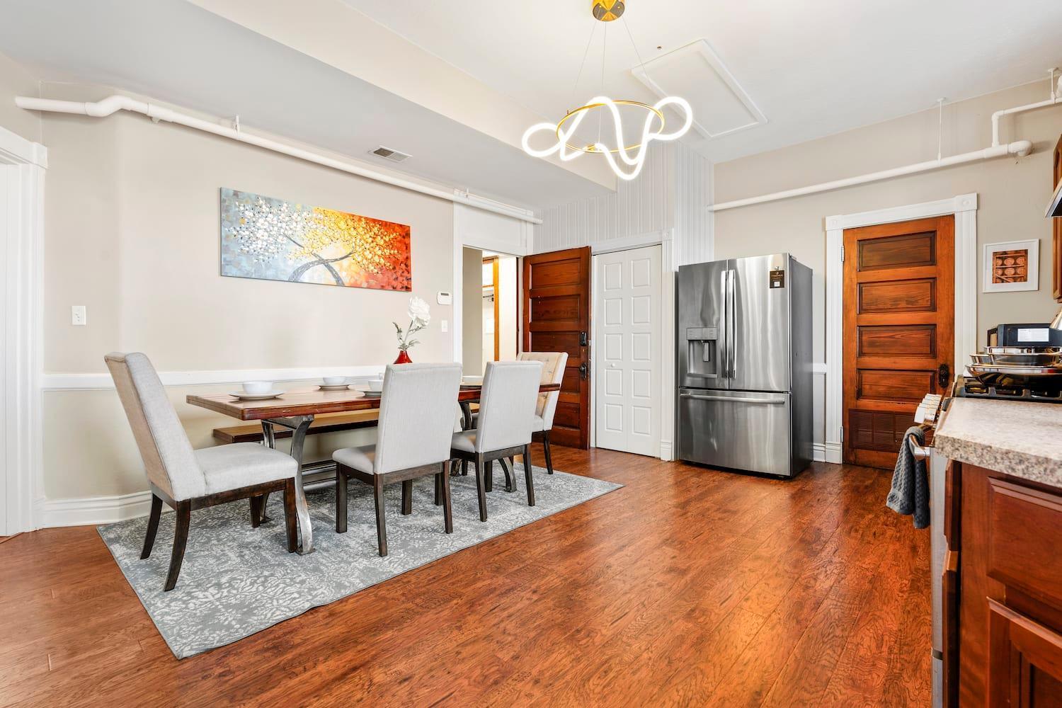 Sleep24 13beds 8br 6ba Swepson Retreat King
