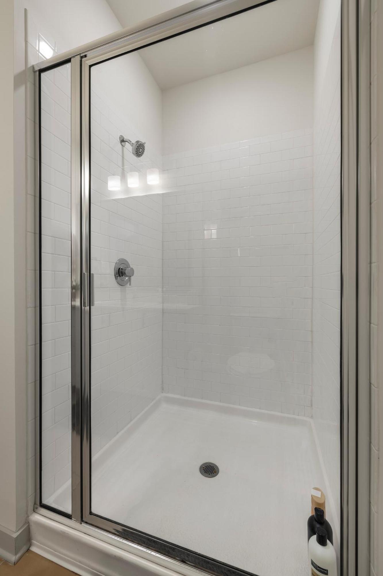 Charming Nulu Sdo Cozysuites 01 Apartment Louisville