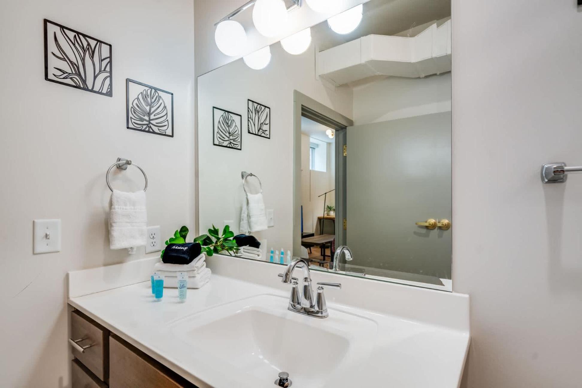 Bright And Modern In # 109 * Louisville