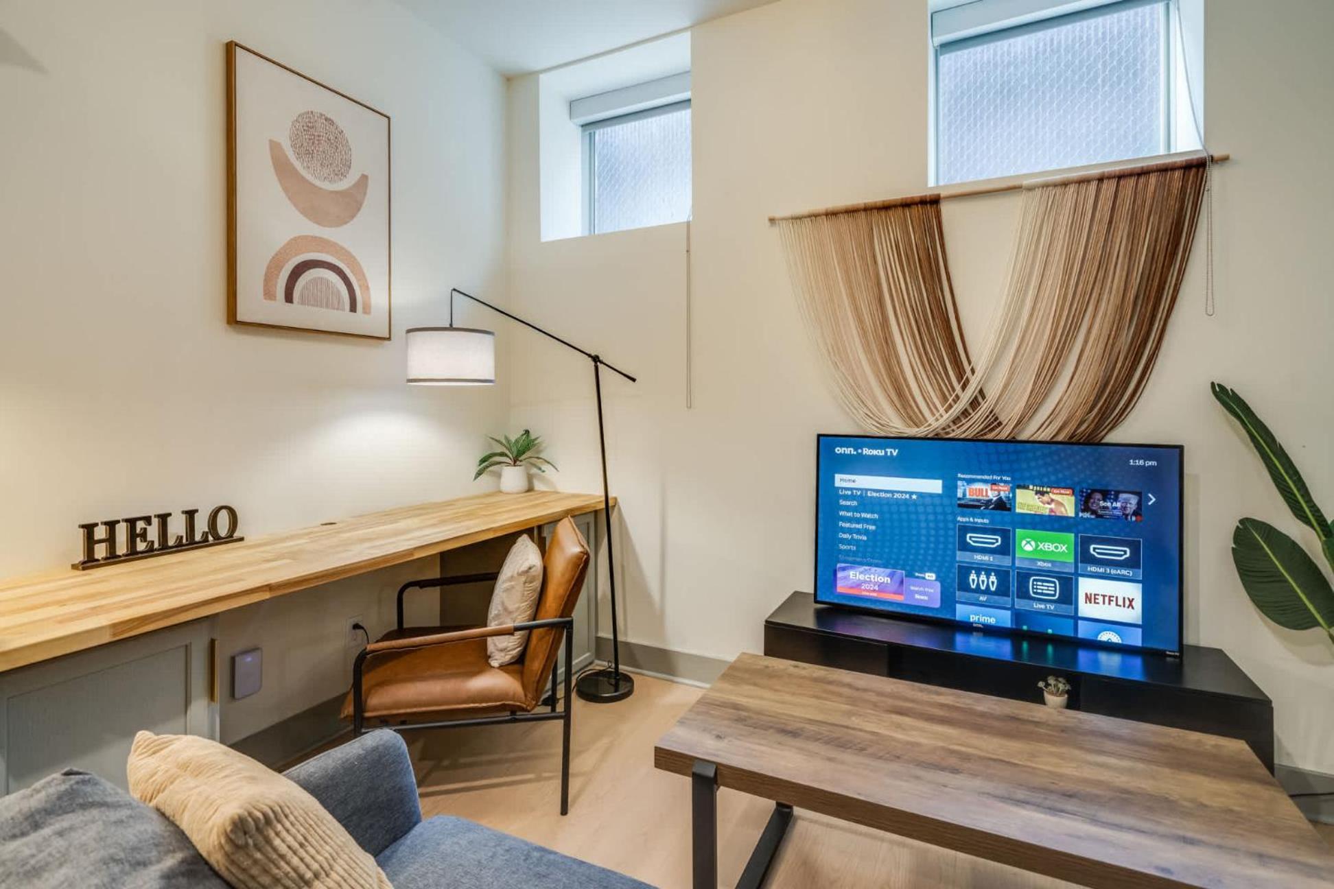 Bright And Modern In # 109 Apartment *