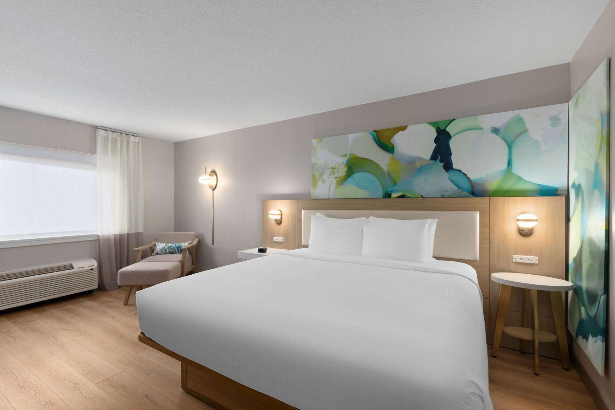 Wyndham Garden East Hotel *