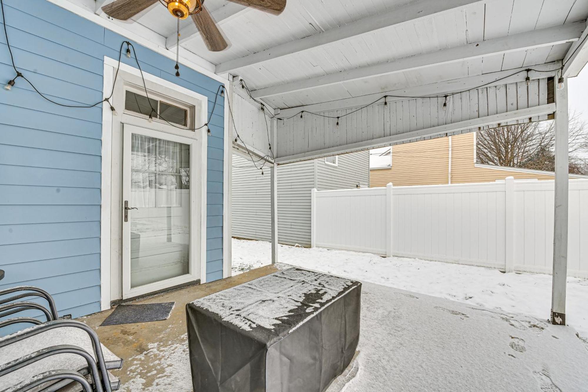 Family-friendly Gem Prime Location!
