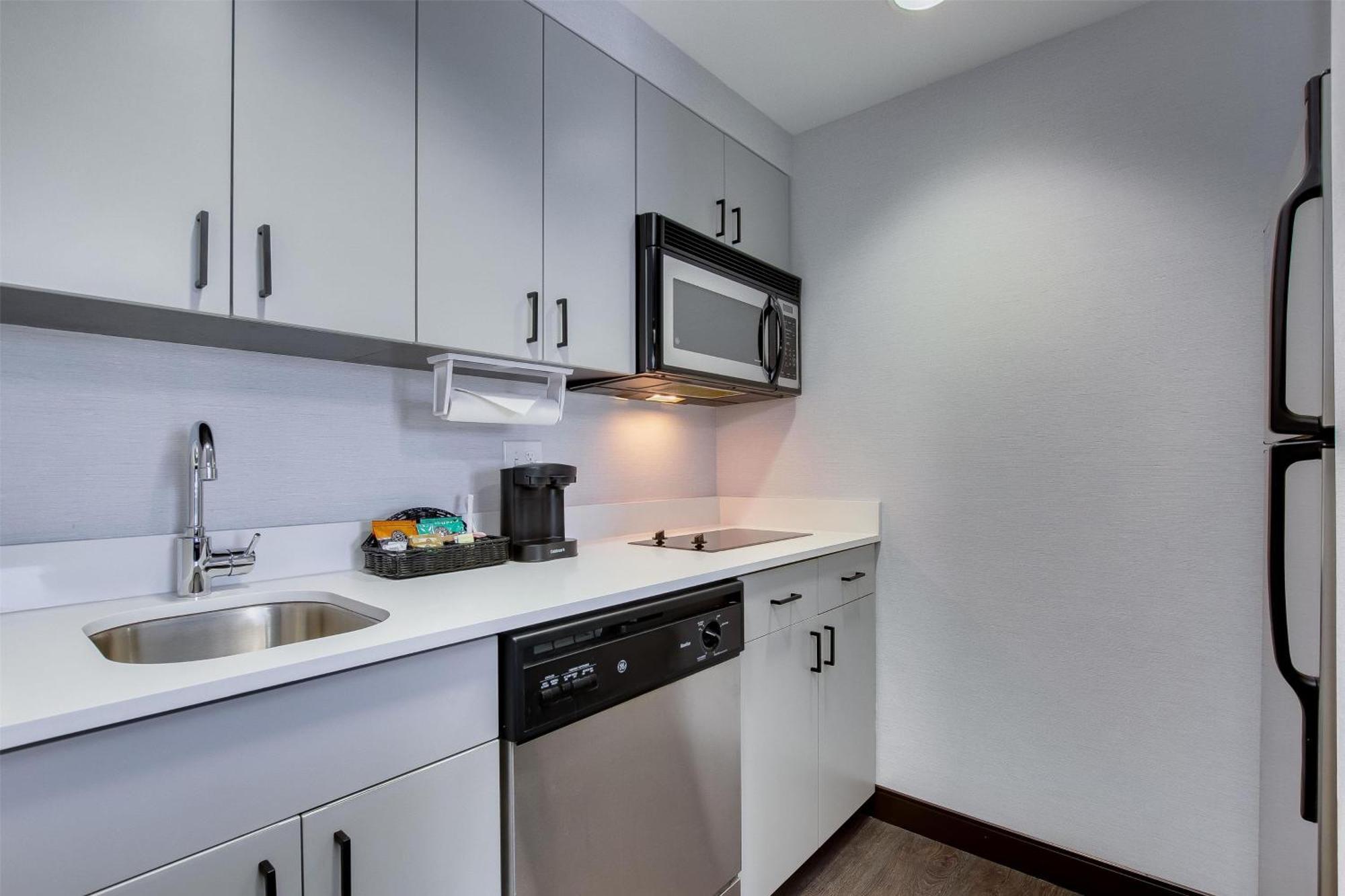 Hotel Homewood By Hilton Louisville-east Louisville