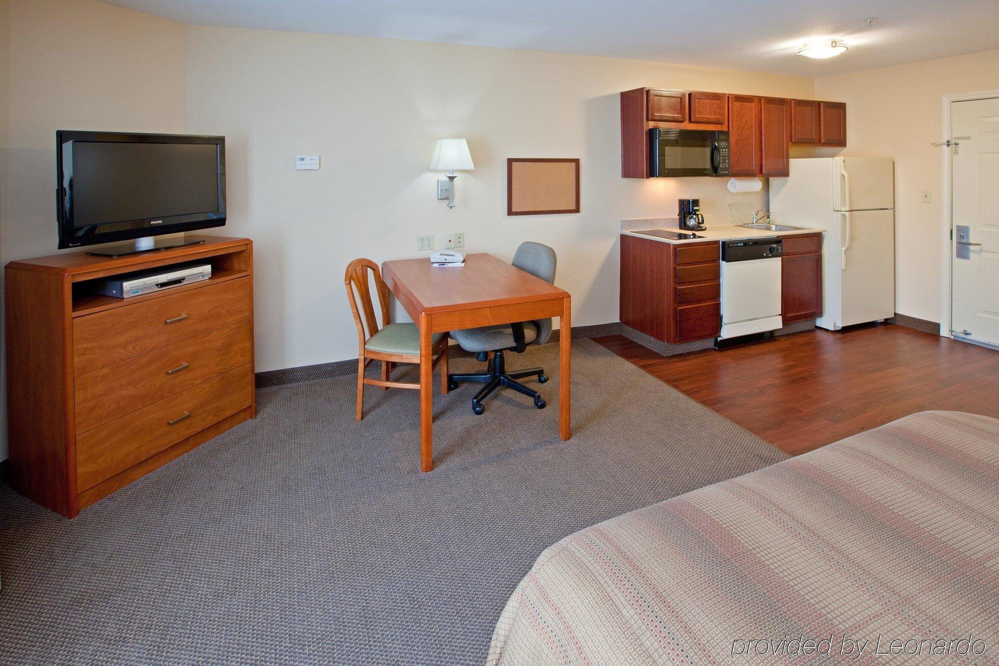 Hotel Candlewood Airport By Ihg Louisville