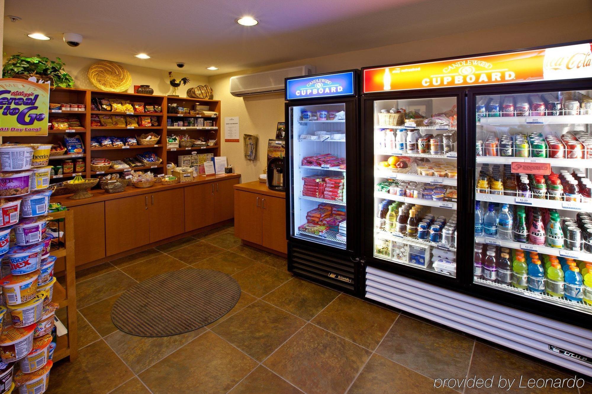 Hotel Candlewood Airport By Ihg Louisville