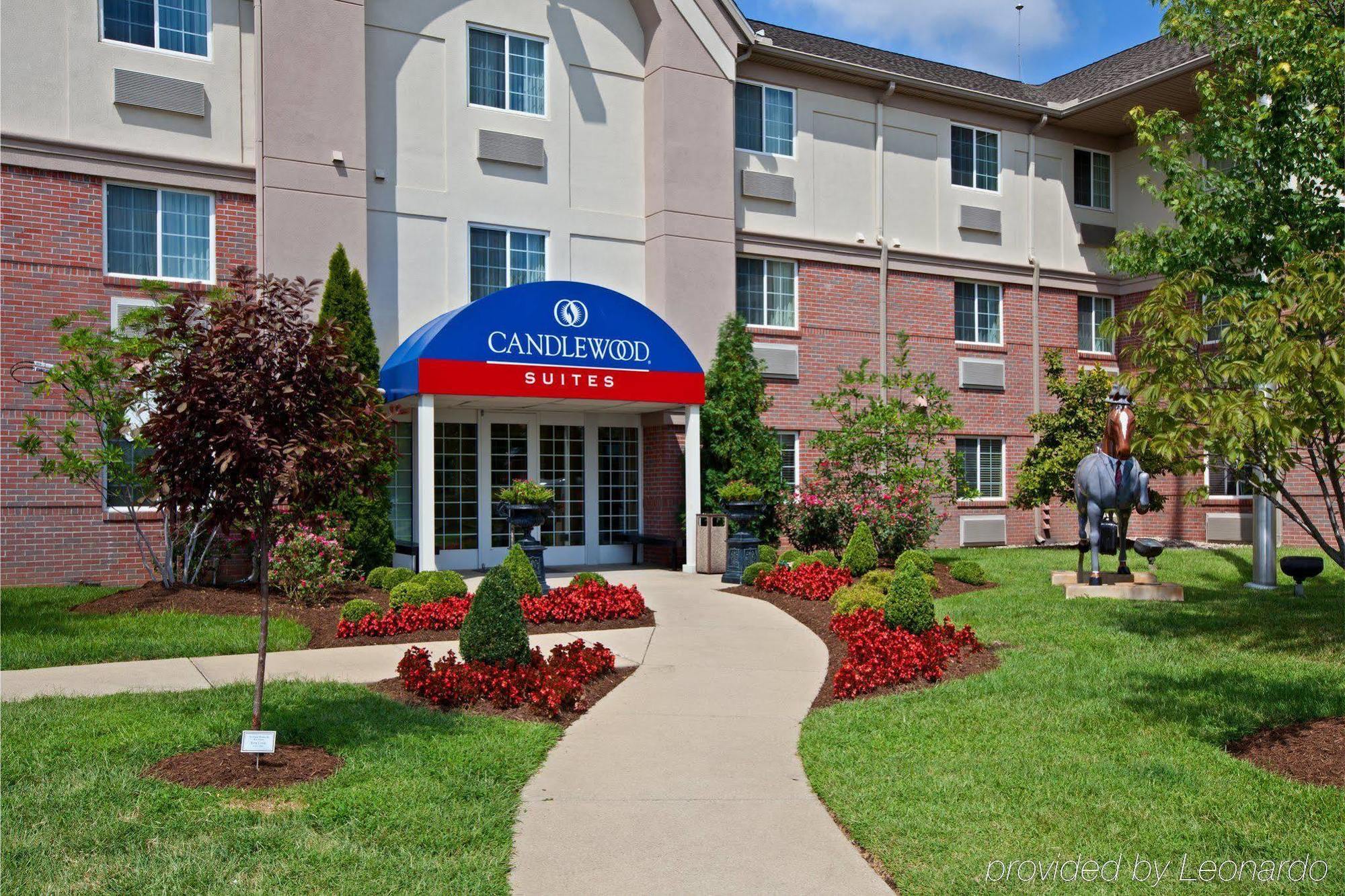 Hotel Candlewood Airport By Ihg