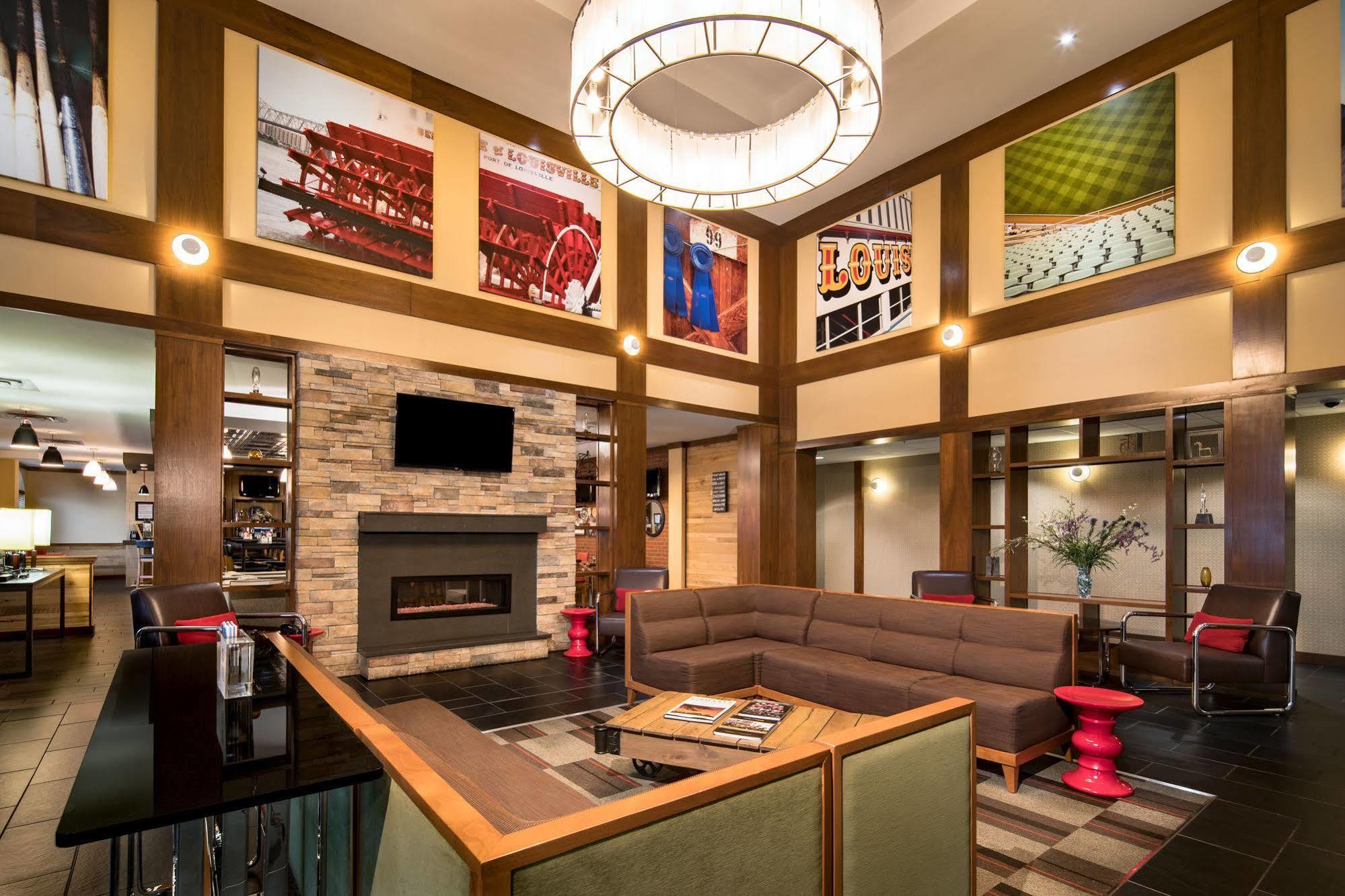 Four Points By Sheraton Airport Hotel Louisville