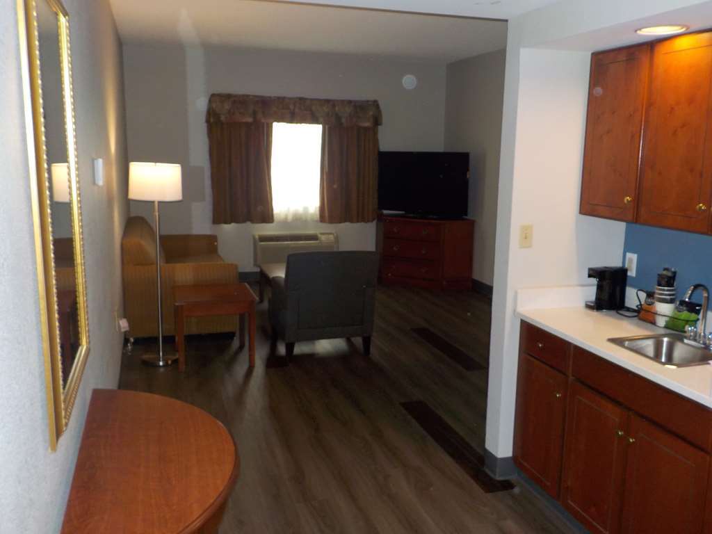 Best Western Airport Expo 3*