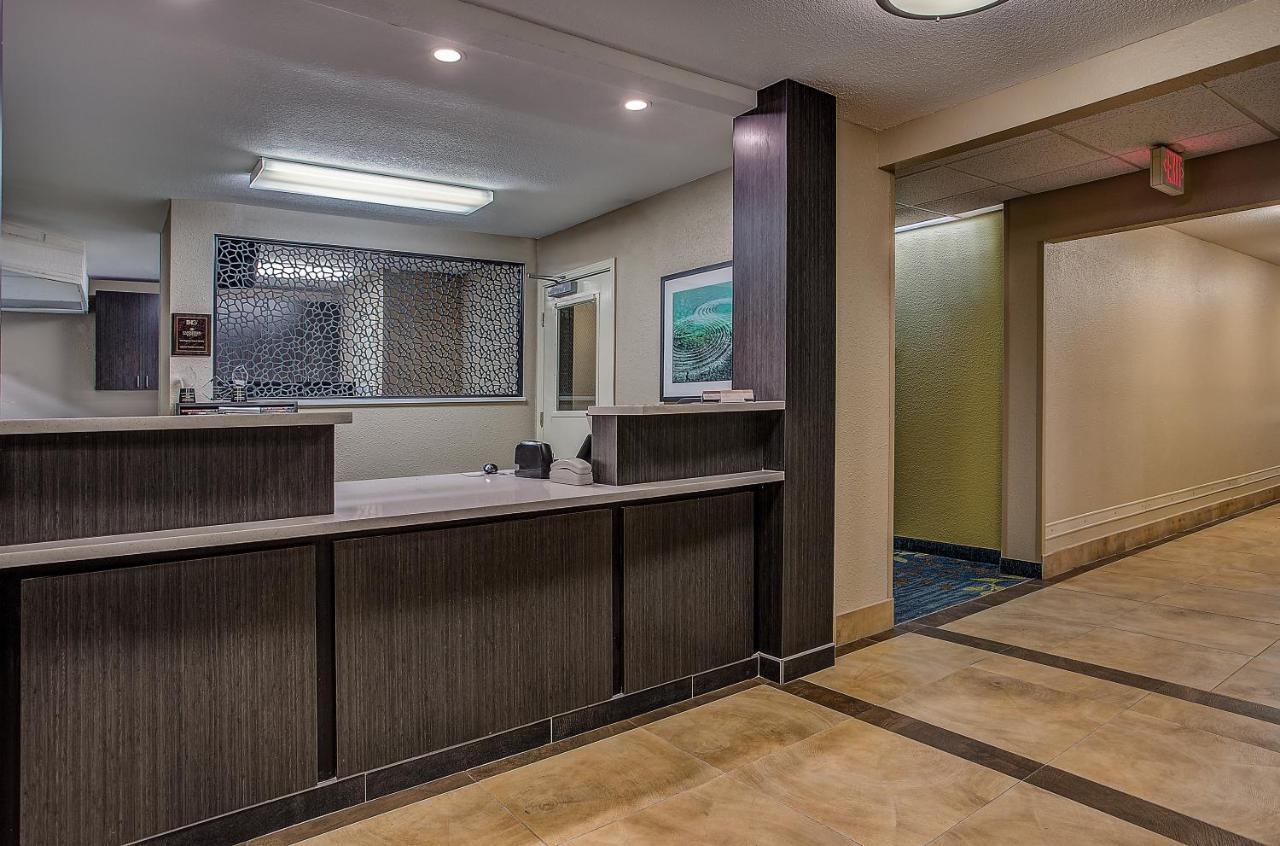 Candlewood Airport By Ihg 2* Louisville