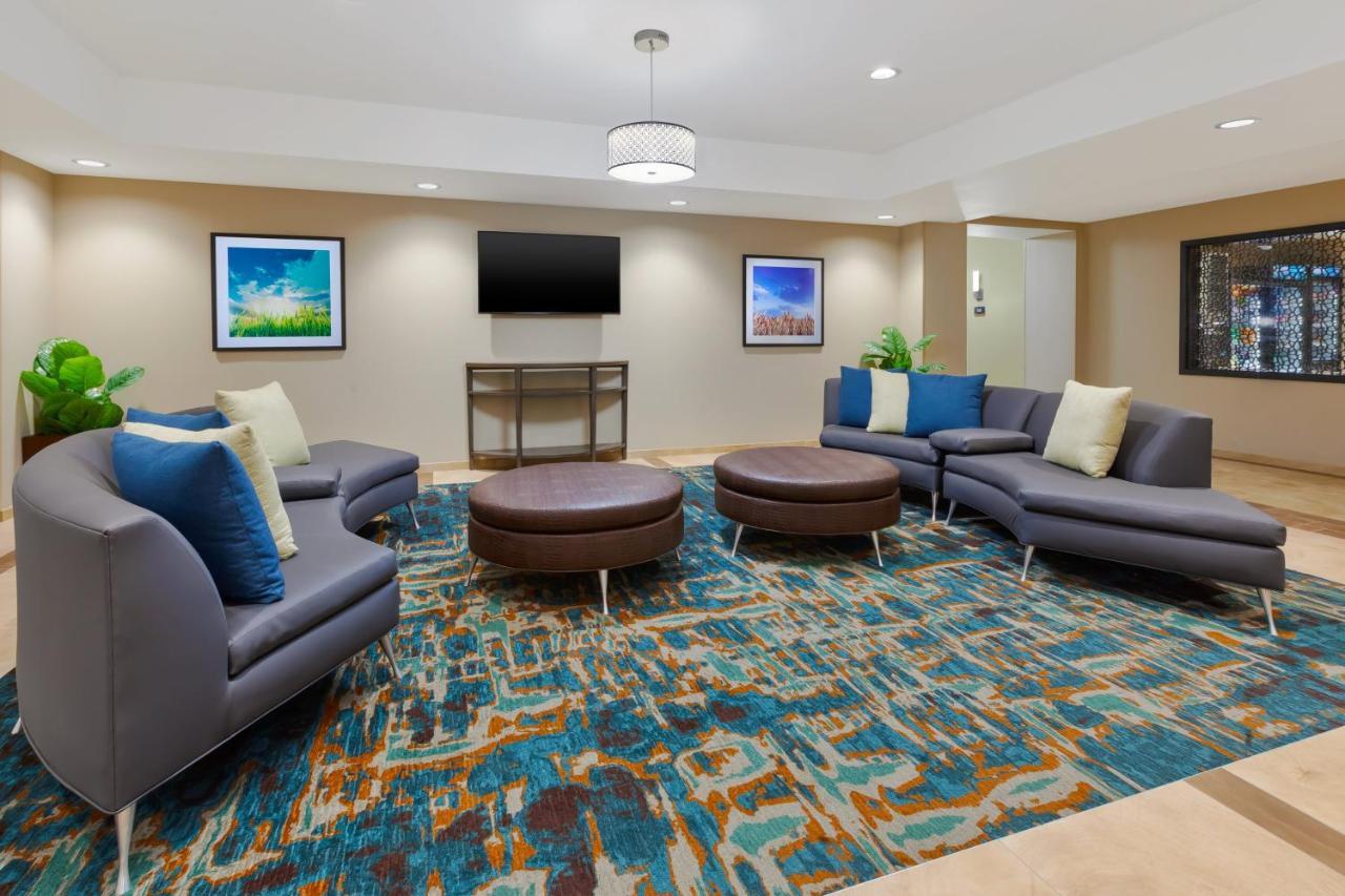 Candlewood - Ne Downtown Area By Ihg 2*