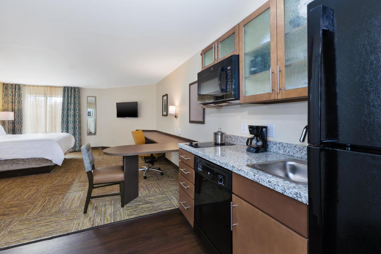 Candlewood - Ne Downtown Area By Ihg 2* Louisville