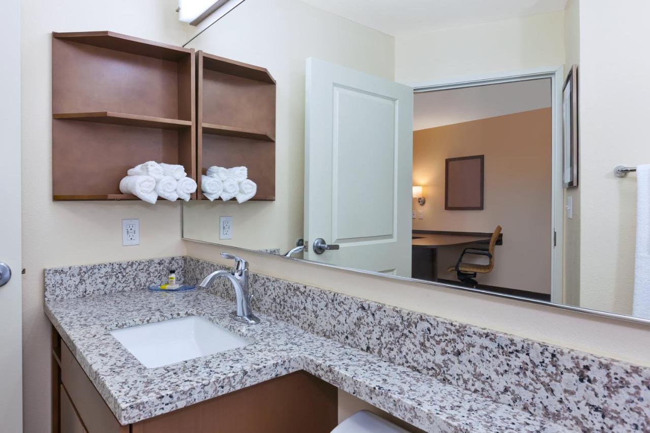 Hotel Candlewood - Ne Downtown Area By Ihg Louisville