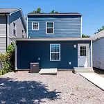 Newly Renovated 3 Bedroom Shelby Park Home **Free Parking**