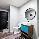 Suite Near Downtown Louisville, Ky - Suite X