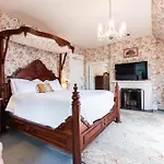 Central Park Bed & Breakfast