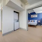 Bright And Modern Studio In Louisville # 112
