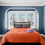 Cozy And Spacious Retreat In Lou Arts District