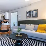 Abode Downtown Louisville - 4Th St Live