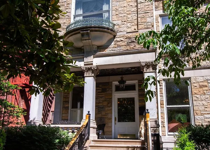 Central Park Bed & Breakfast