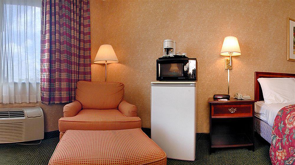 Hotel Ramada Plaza And Conference Center