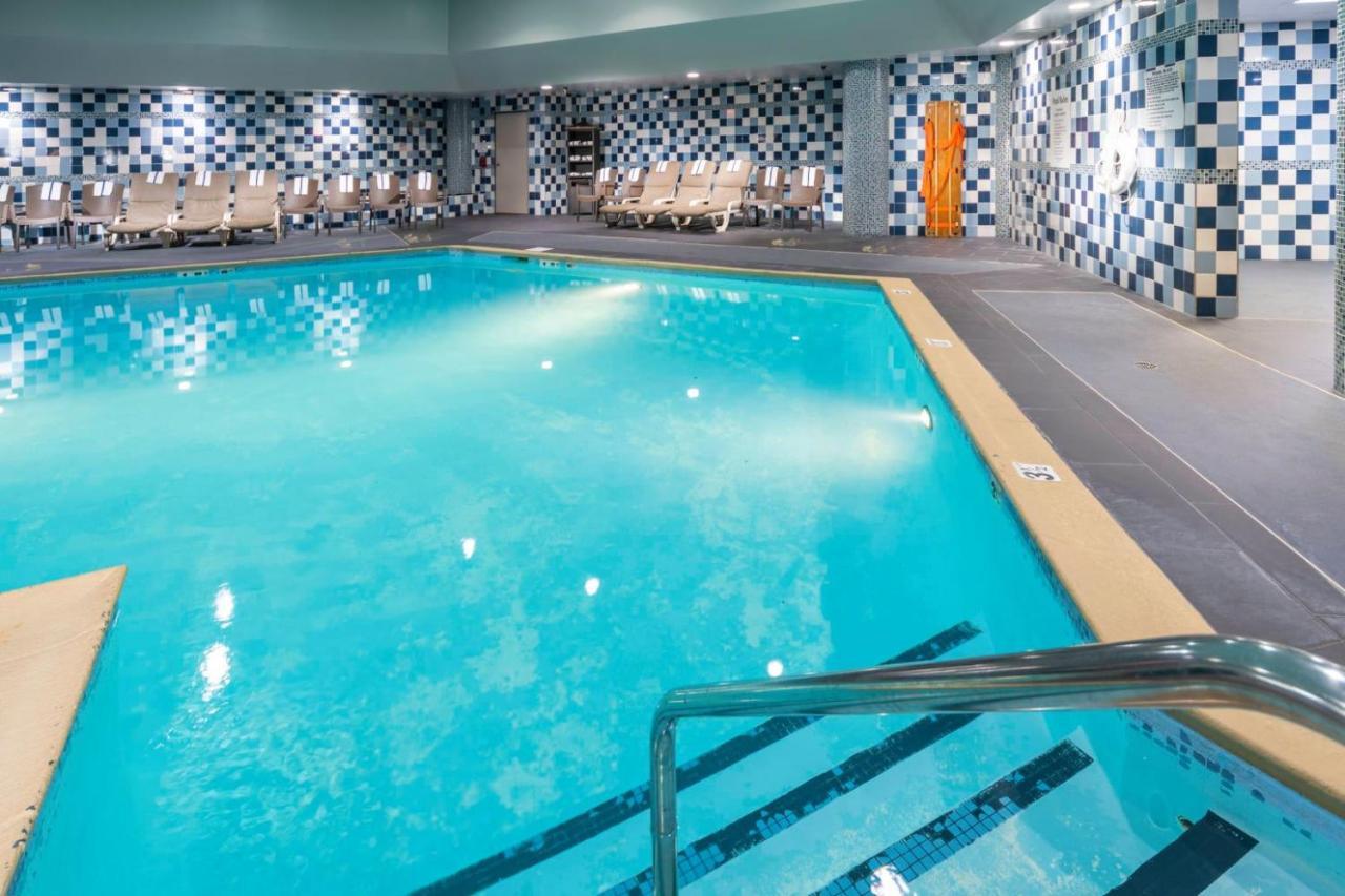 Hotel East - Hurstbourne By Ihg 3*