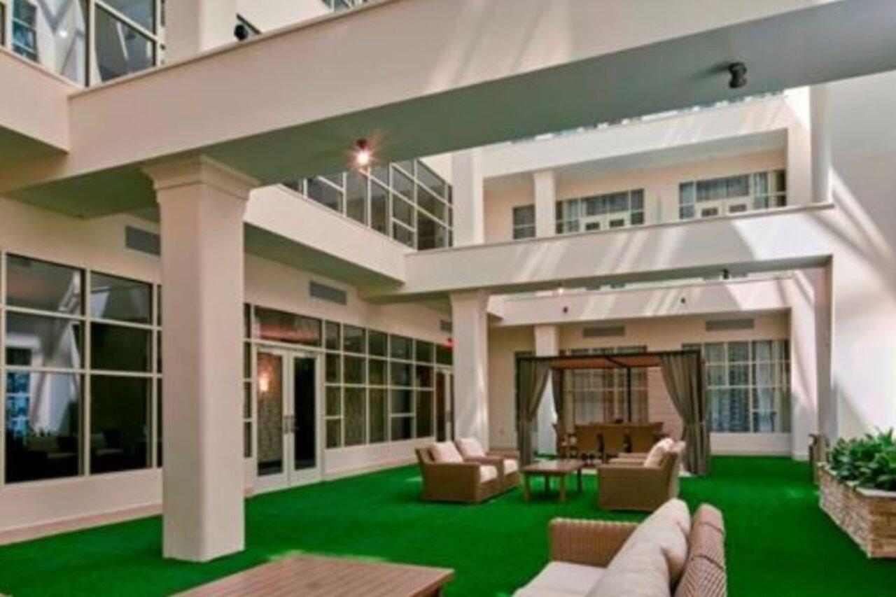 Embassy Downtown Hotel Louisville